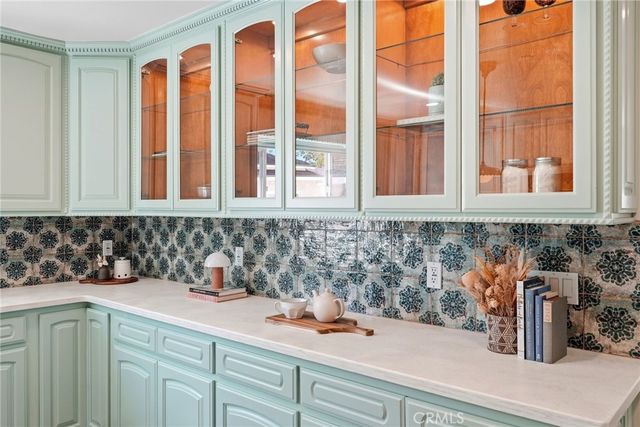 435 Eton Drive, Burbank, CA 91504