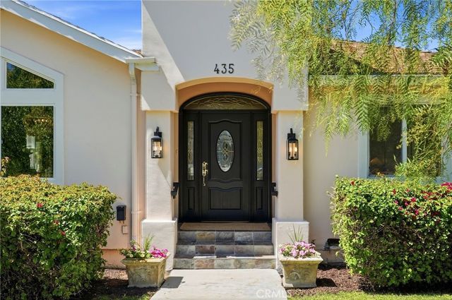 435 Eton Drive, Burbank, CA 91504