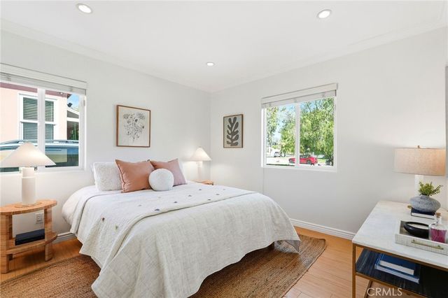 435 Eton Drive, Burbank, CA 91504