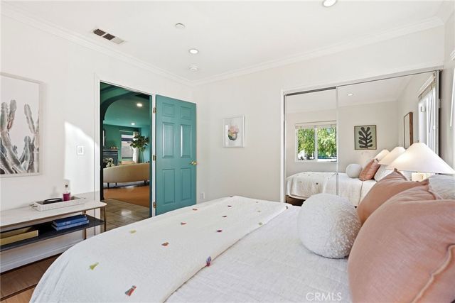 435 Eton Drive, Burbank, CA 91504