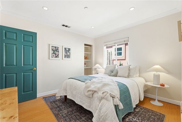 435 Eton Drive, Burbank, CA 91504