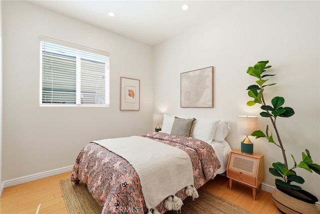 435 Eton Drive, Burbank, CA 91504