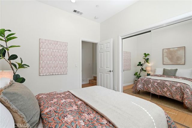 435 Eton Drive, Burbank, CA 91504