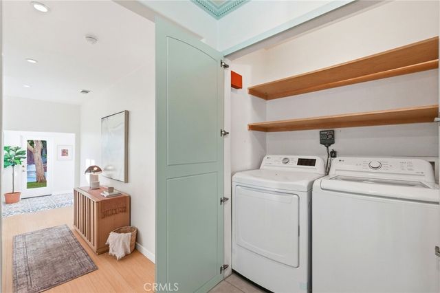 435 Eton Drive, Burbank, CA 91504