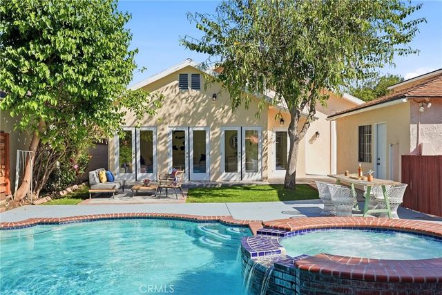 435 Eton Drive, Burbank, CA 91504