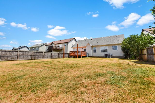 3738 Suiter Road, Clarksville, TN 37040