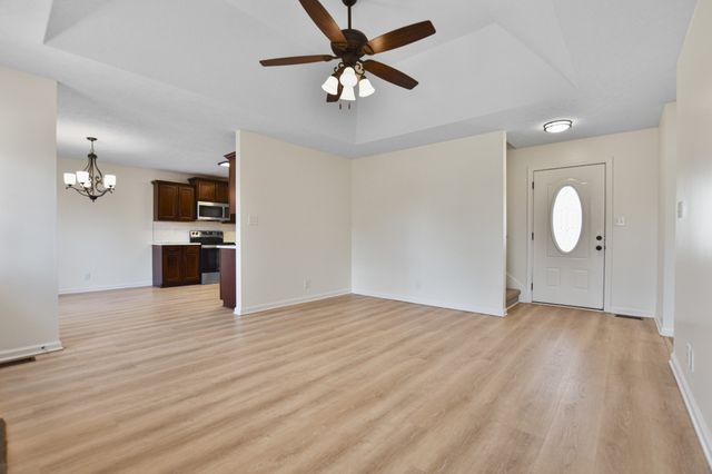 3738 Suiter Road, Clarksville, TN 37040