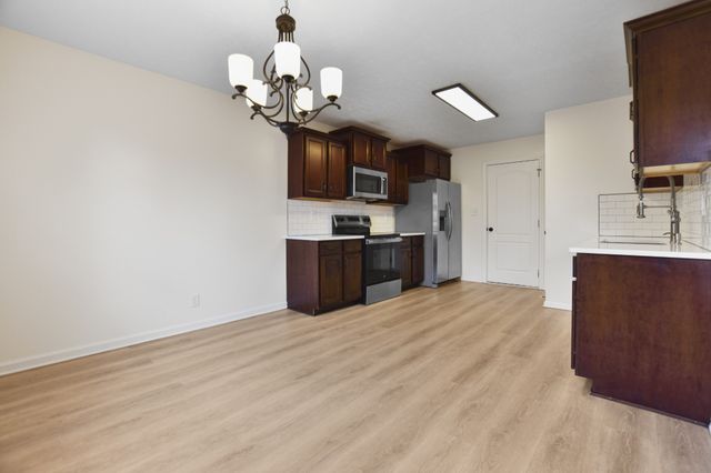 3738 Suiter Road, Clarksville, TN 37040