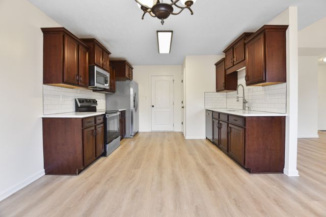 3738 Suiter Road, Clarksville, TN 37040