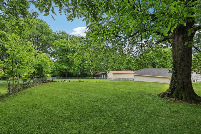 623 Marswen Dr, Nashville, TN 37216