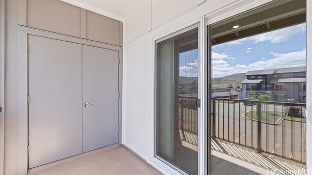 91-1170 Hoonaauao Street 1702, Kapolei, HI 96707