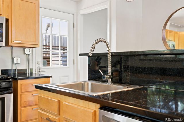 2122 W 41st Avenue, Denver, CO 80211