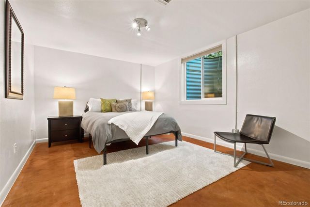 2122 W 41st Avenue, Denver, CO 80211