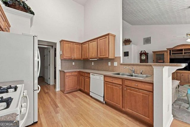 4057 Roslindale Lane, Buford, GA 30519
