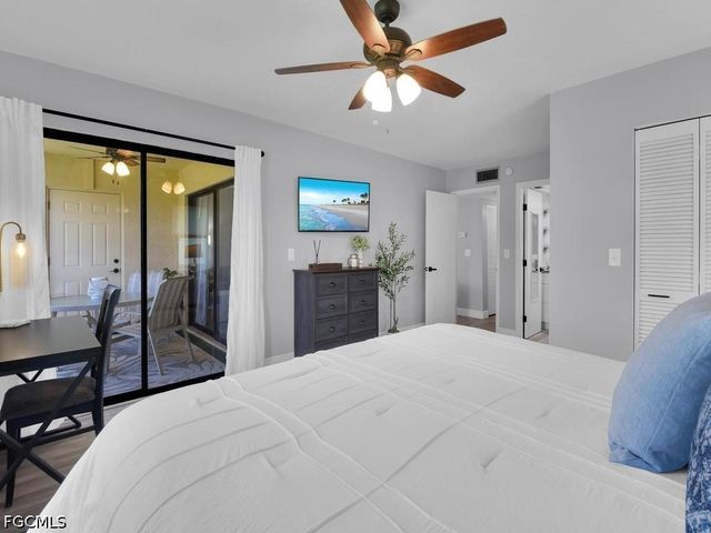 8474 Charter Club CIR 14, Fort Myers, FL 33919