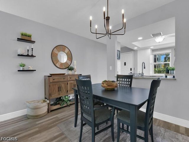8474 Charter Club CIR 14, Fort Myers, FL 33919