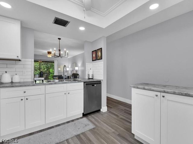 8474 Charter Club CIR 14, Fort Myers, FL 33919