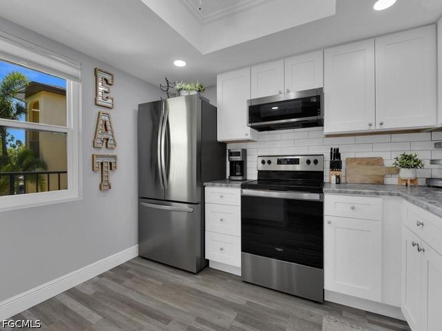 8474 Charter Club CIR 14, Fort Myers, FL 33919