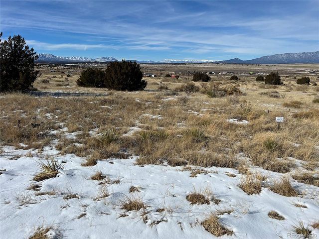 Cuerno Verde Drive, Walsenburg, CO 81089