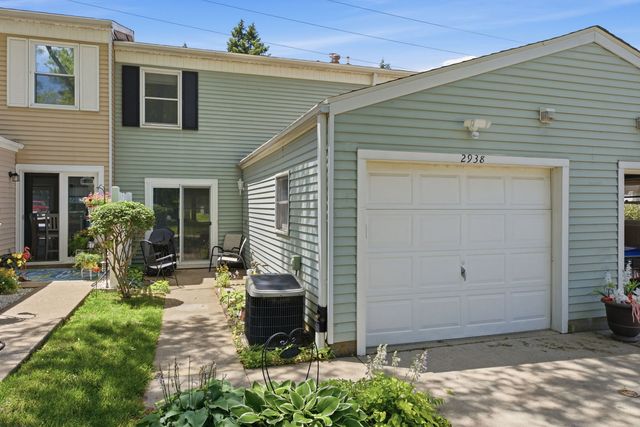 2938 Archer Drive 14, East Moline, IL 61244
