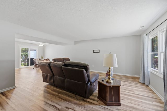 2938 Archer Drive 14, East Moline, IL 61244