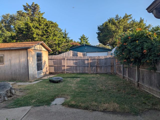 1308 Cherry Hill Lane, Lewisville, TX 75067