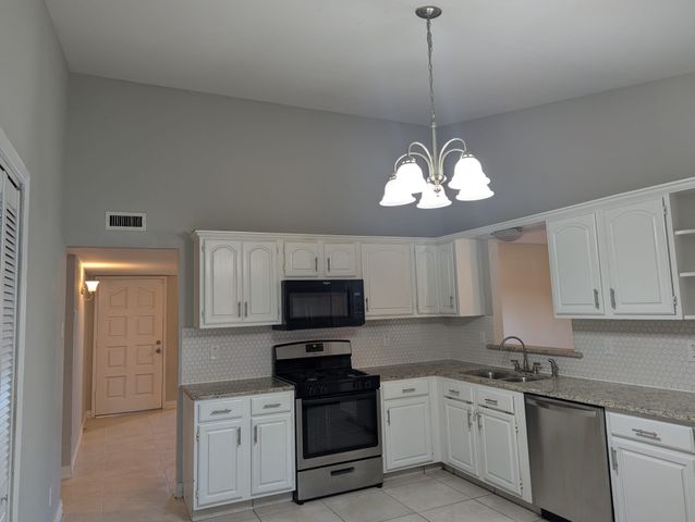 1308 Cherry Hill Lane, Lewisville, TX 75067