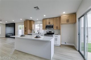 1532 Waterton Drive, Las Vegas, NV 89144