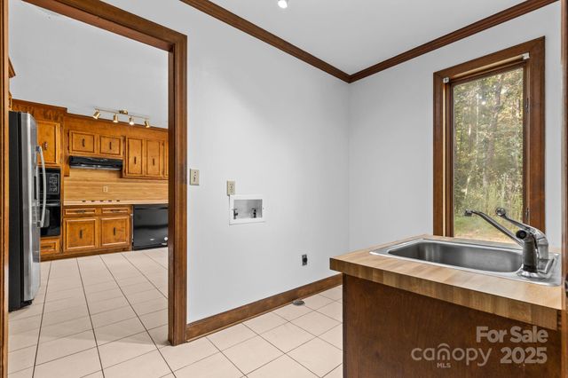 1653 Dudley Shoals Road, Granite Falls, NC 28630
