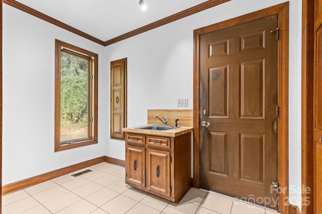 1653 Dudley Shoals Road, Granite Falls, NC 28630
