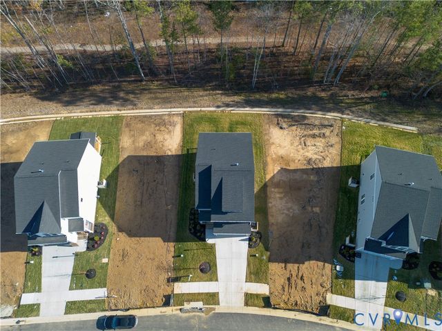 6437 Lila Crest LN, Midlothian, VA 23112