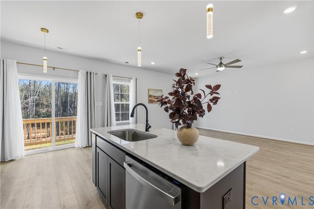 6437 Lila Crest LN, Midlothian, VA 23112