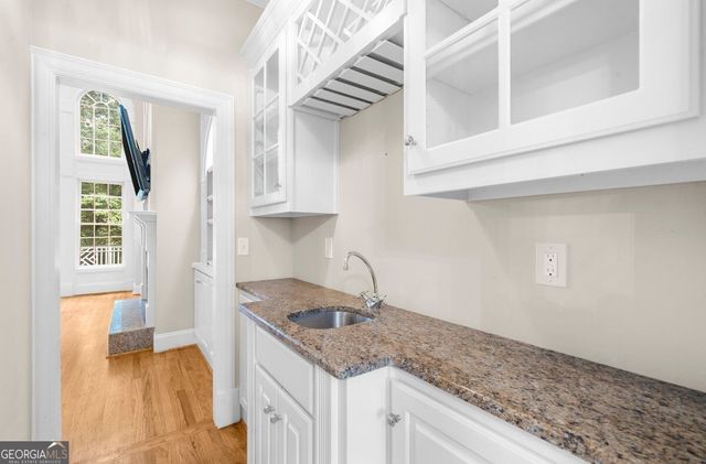 4556 Allen Park Path, Suwanee, GA 30024