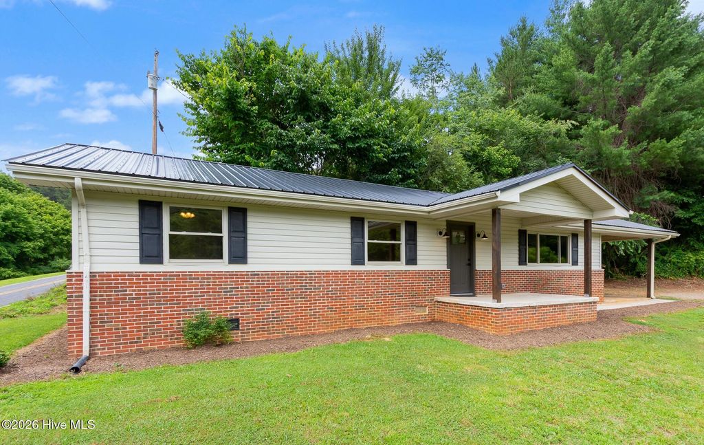 491 Notla Church Road, Murphy, NC 28906