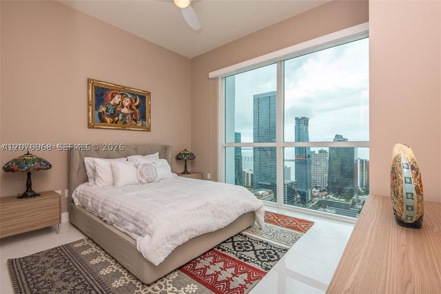 1080 Brickell Ave 4201, Miami, FL 33131