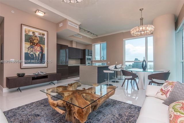 1080 Brickell Ave 4201, Miami, FL 33131