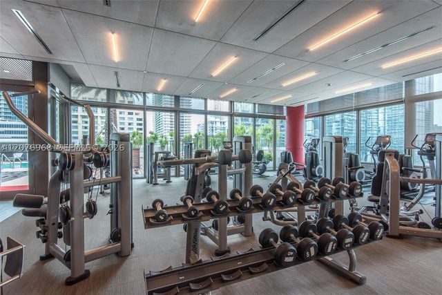 1080 Brickell Ave 4201, Miami, FL 33131