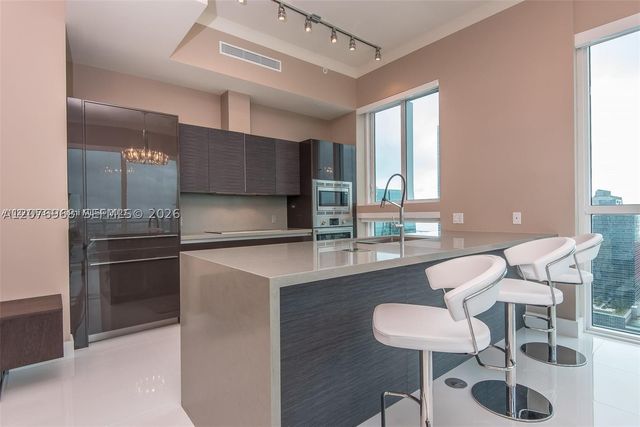 1080 Brickell Ave 4201, Miami, FL 33131