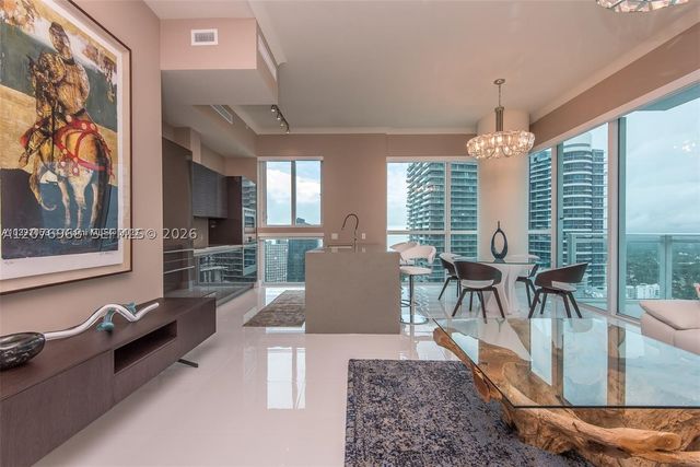 1080 Brickell Ave 4201, Miami, FL 33131