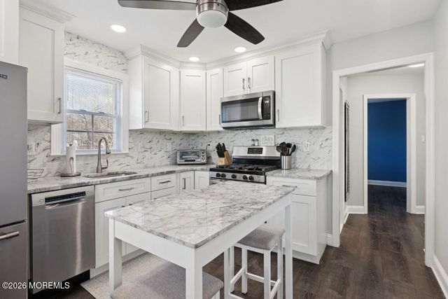 21 Bruning Lane, Spotswood, NJ 08884