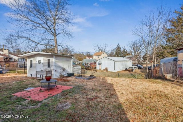 21 Bruning Lane, Spotswood, NJ 08884