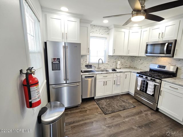 21 Bruning Lane, Spotswood, NJ 08884