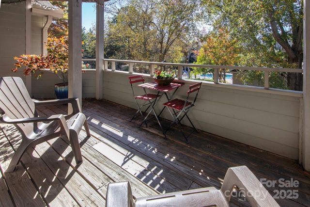 2536 Stradbrook Drive B, Charlotte, NC 28210