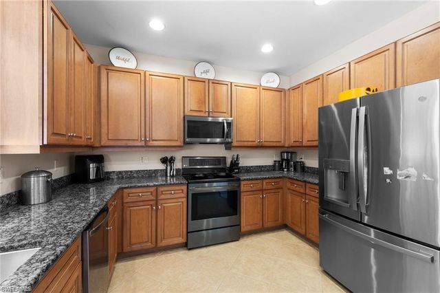 8364 Laurel Lakes BLVD, Naples, FL 34119