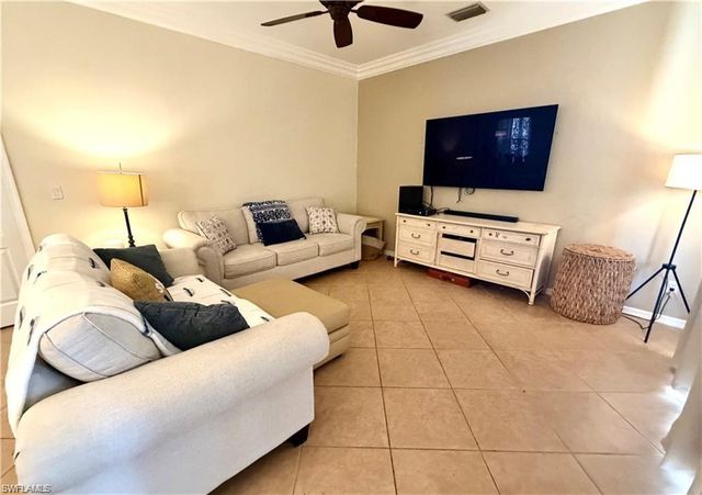 8364 Laurel Lakes BLVD, Naples, FL 34119