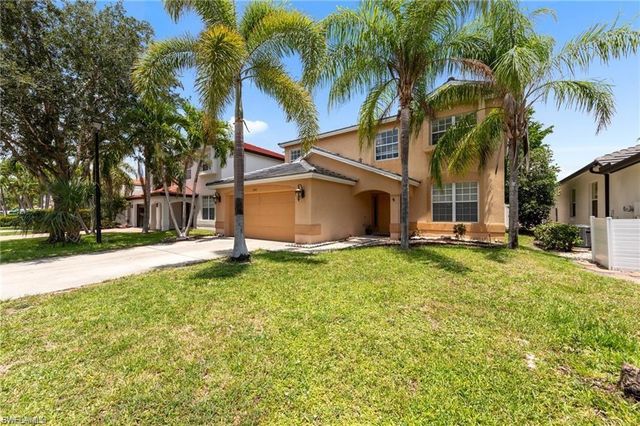 8364 Laurel Lakes BLVD, Naples, FL 34119