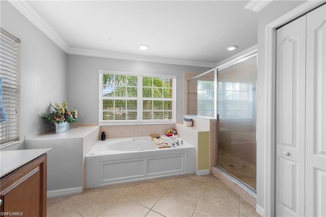 8364 Laurel Lakes BLVD, Naples, FL 34119