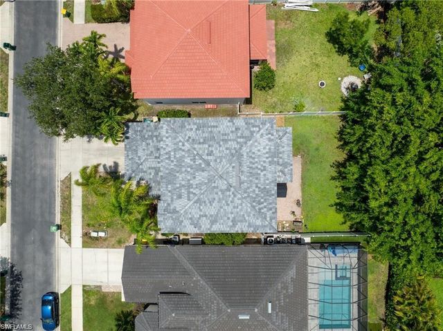 8364 Laurel Lakes BLVD, Naples, FL 34119