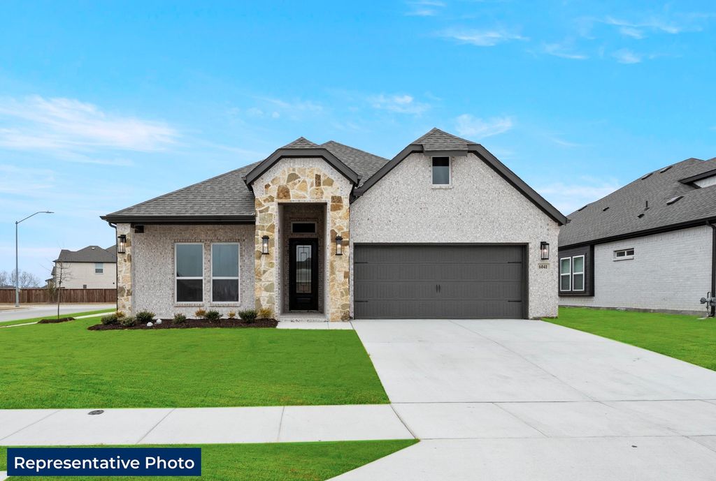 5324 Blue Cypress Drive, Fort Worth, TX 76179