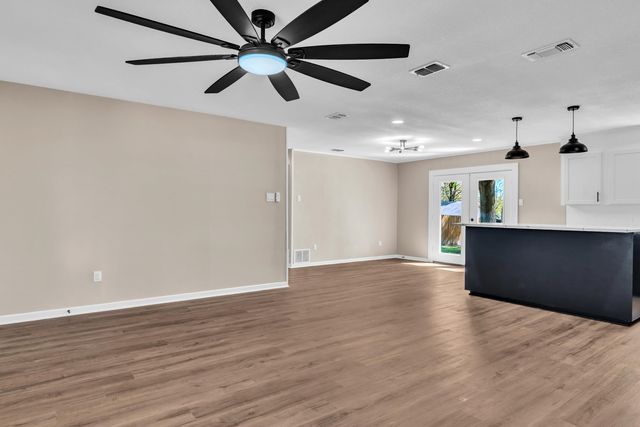 310 Solti, Longview, TX 75605